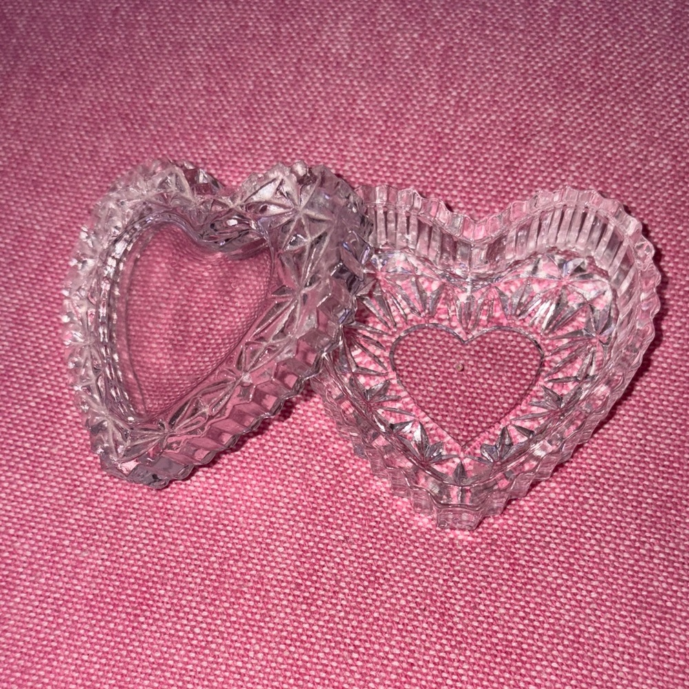 Petite Crystal Heart-Shaped Trinket Dish With Lid